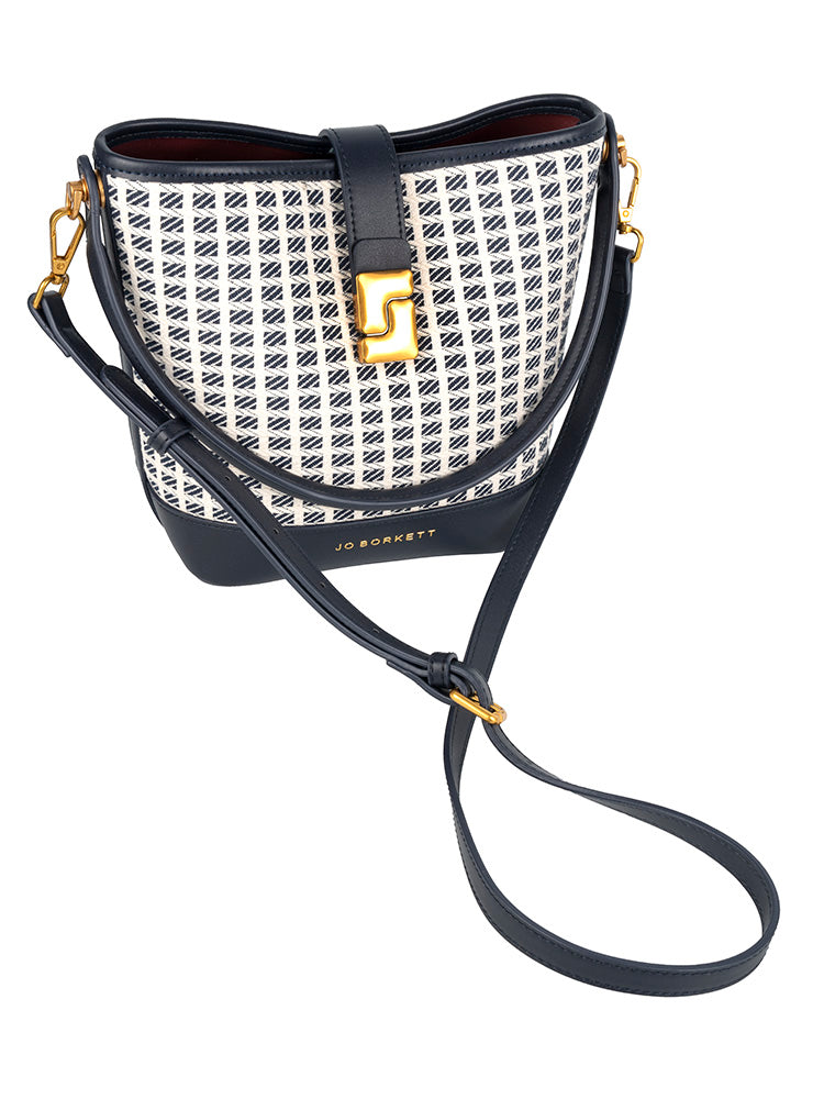 Jacquard Bucket Bag.